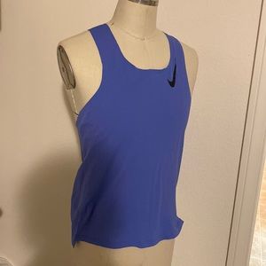 Nike aeroswift singlet tank
